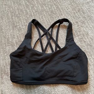 Lululemon sports bra black size 6